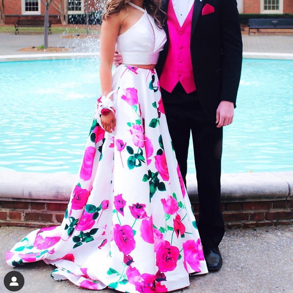 Prom dress!! Worn once! Absolutely stunning